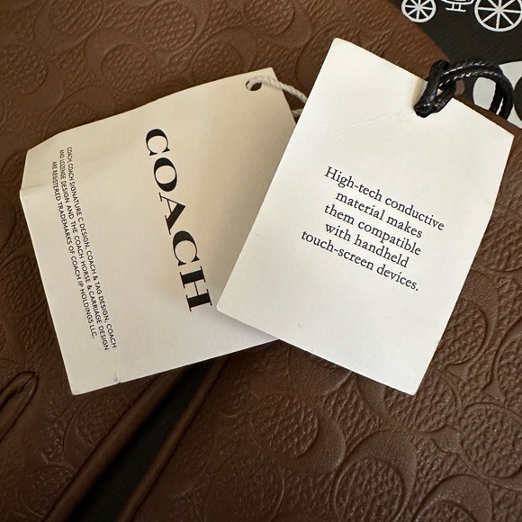 NWT Coach Signature Leather Tech Gloves size 7 $168 retail - Picture 4 of 9
